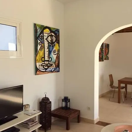 Playa Blanca Sleeps 6 Pool Wifi Apartment *